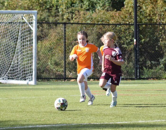 Girls soccer teams compete and NJ Crush Elite Girls Soccer Club Shows how to choose a soccer club in Bergen and Essex Counties in NJ